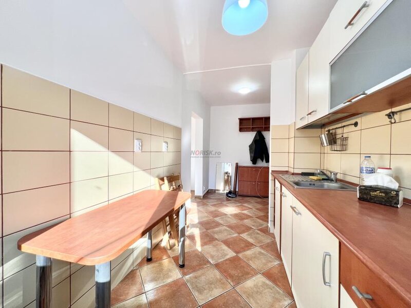 Piata Iancului, inchiriere 3 camere, centrala proprie, renovat.