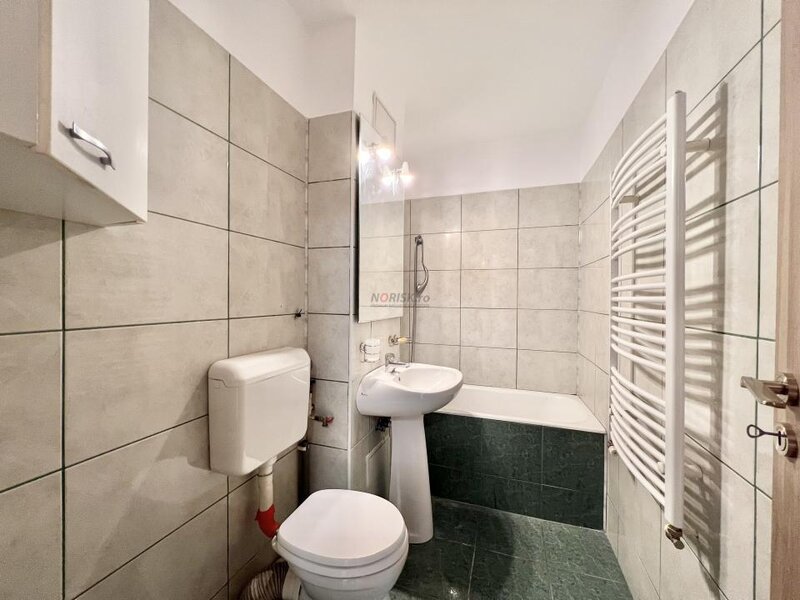 Piata Iancului, inchiriere 3 camere, centrala proprie, renovat.